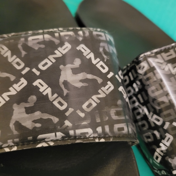 AND1 MENS SLIDES - Picture 2 of 4